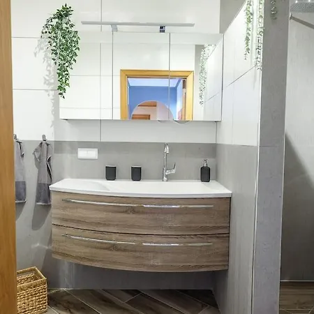 Casa Vista Mar- 아파트 타비라